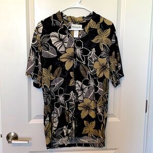 Bishop St apparel authentic Hawaiian shirt (made in Hawaii). Mens size S.